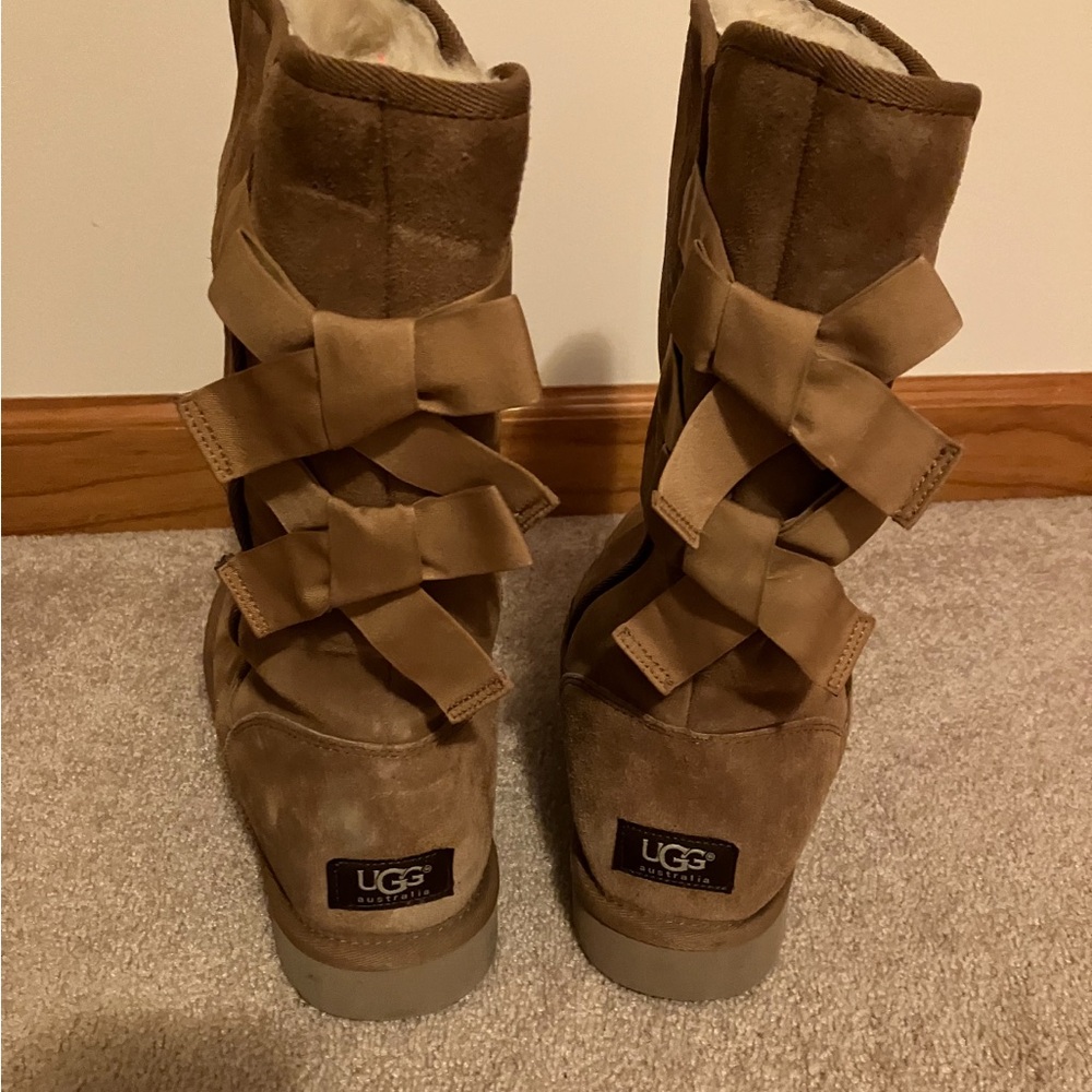 UGG Women's Tan Winter Boots with Bows